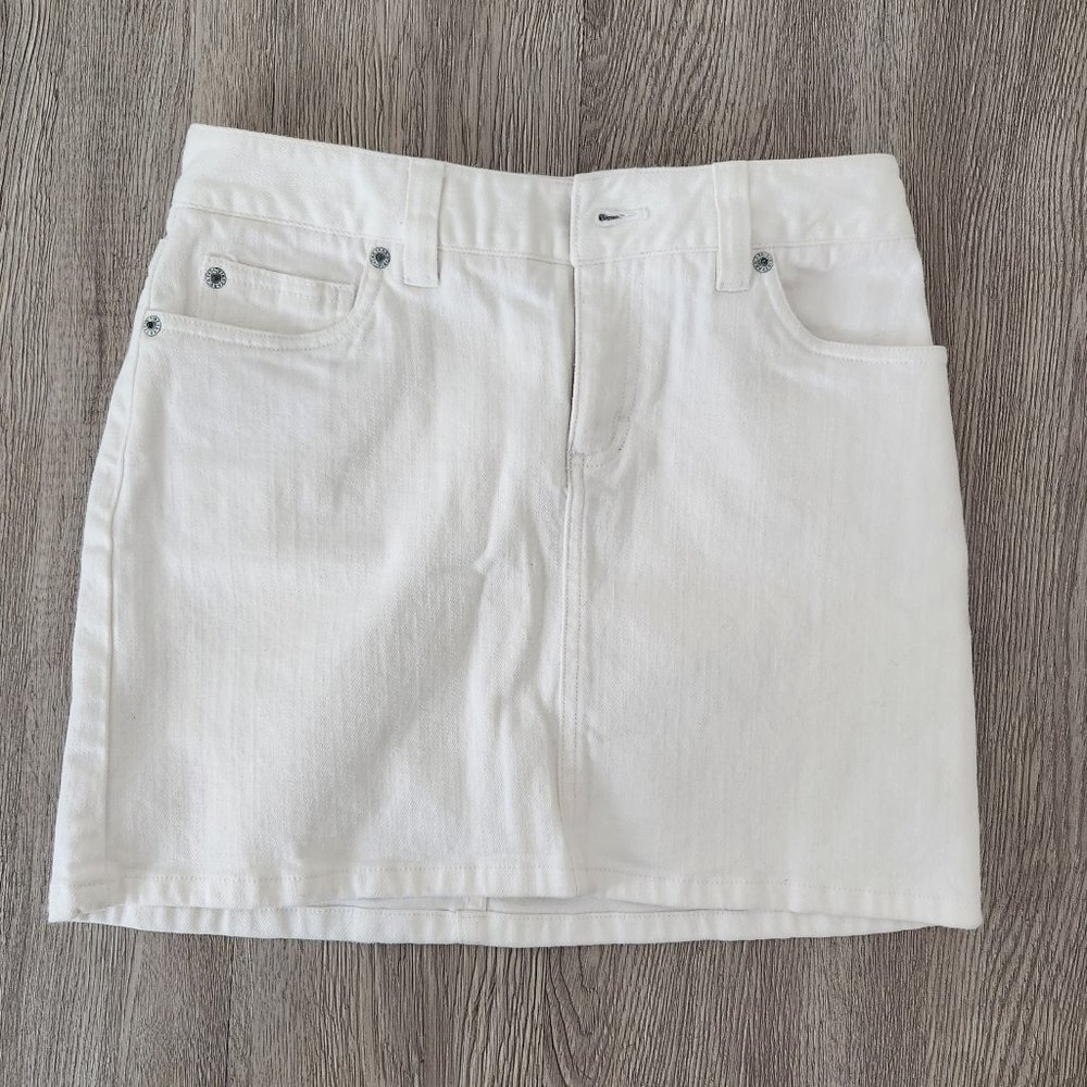 Vinyard Vines - White Denim Skirt - Size
